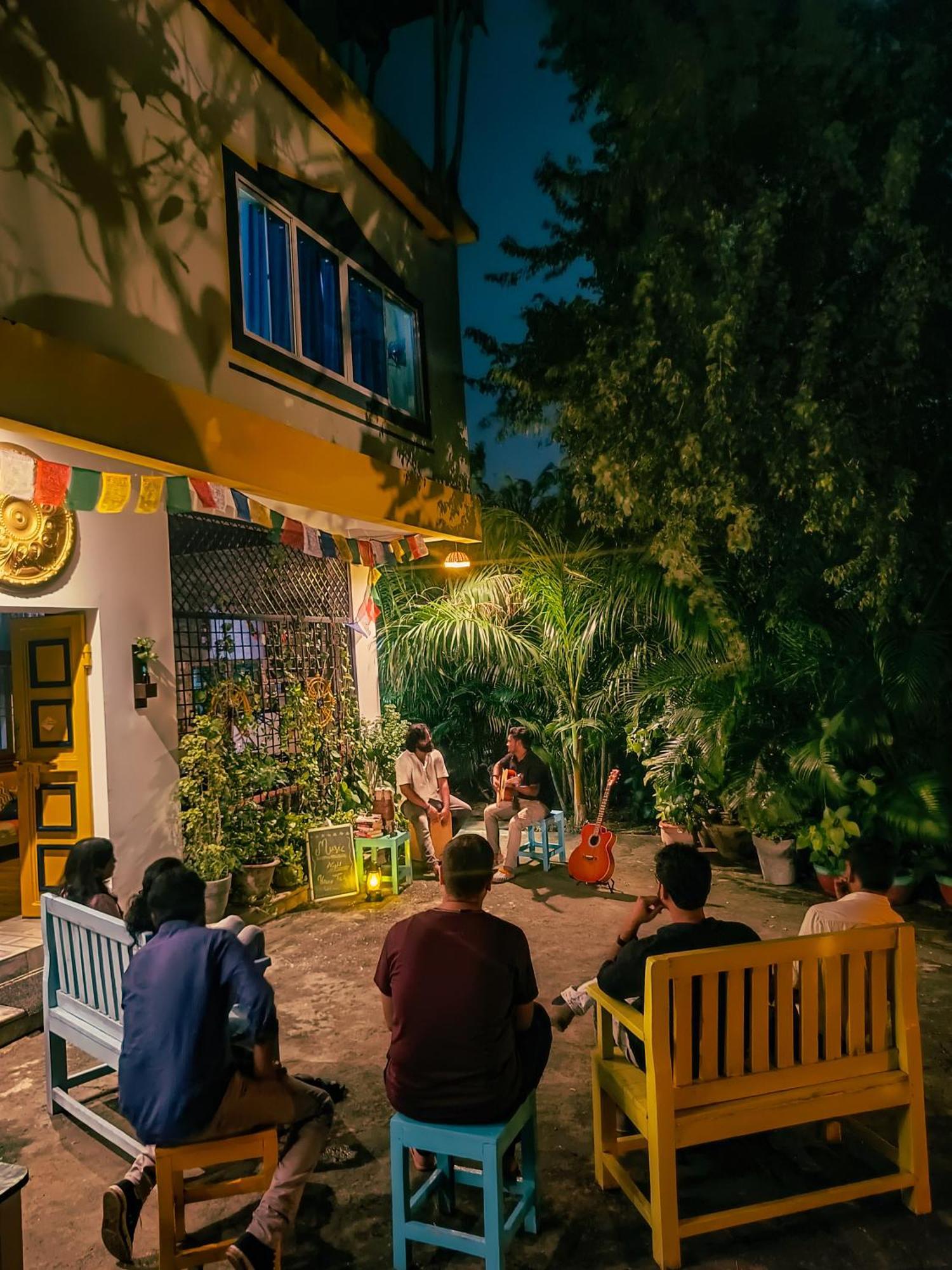 Housetale- A Traveller'S Home Bodh Gaya Luaran gambar